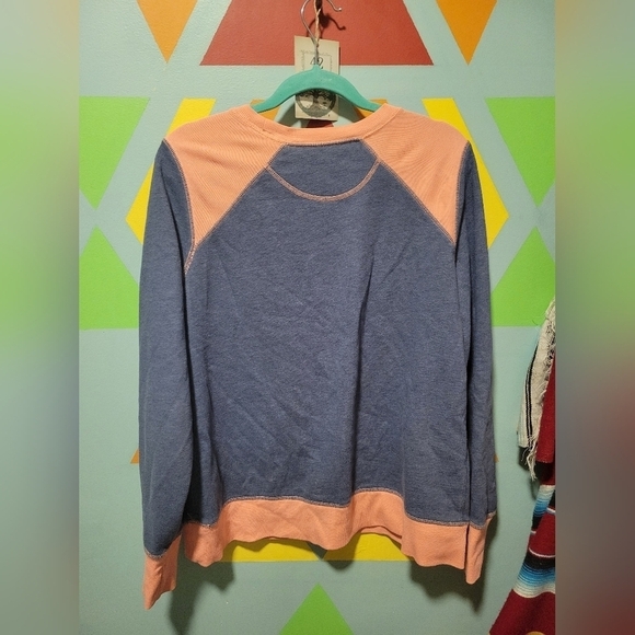 Tek Gear Women's Pullover Sweatshirt With Puffed Balloon Dog Patch Size XL - Picture 7 of 9